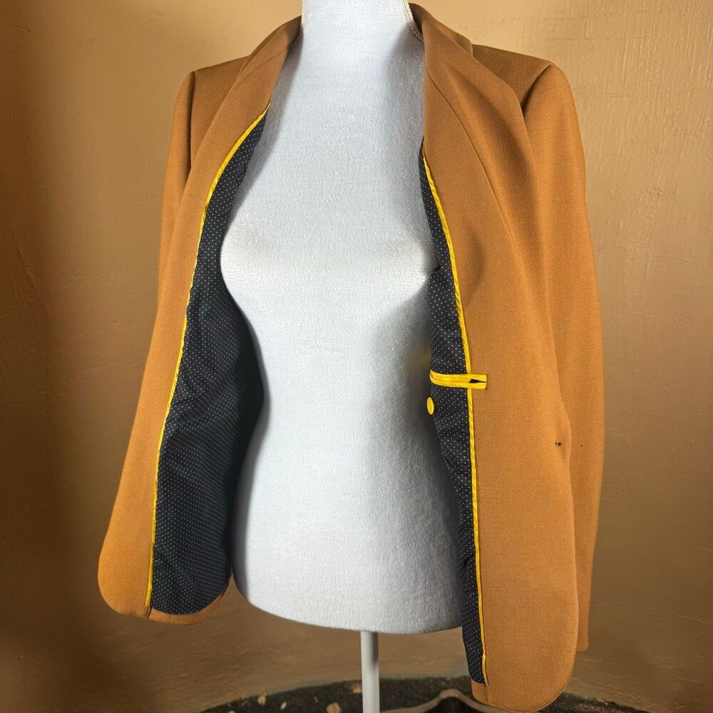 J.Crew Camel Wool-Blend Blazer | Polka Dot Lining | Size 2 - Picture 5 of 8